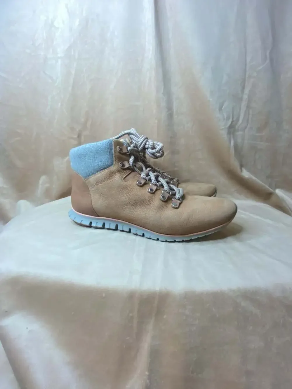 Cole Haan Zerogrand Hiker Waterproof Bootie in Tan and Light Blue: 8.5